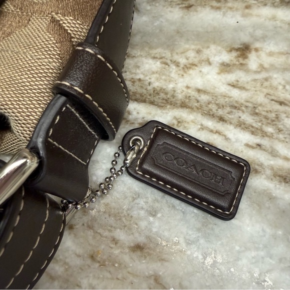 COACH K1176 F15067 Signature C Logo Jacquard Brown Shoulder Bag Purple Lining - Picture 10 of 14